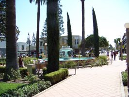 Water fountain in Orange
