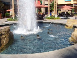 Water fountain in Tustin