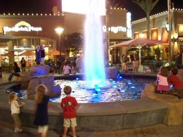 Water fountain in Tustin